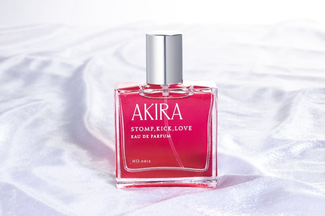 踏んだり、蹴ったり、愛したり】香水 五百森泰: グッズ・文具