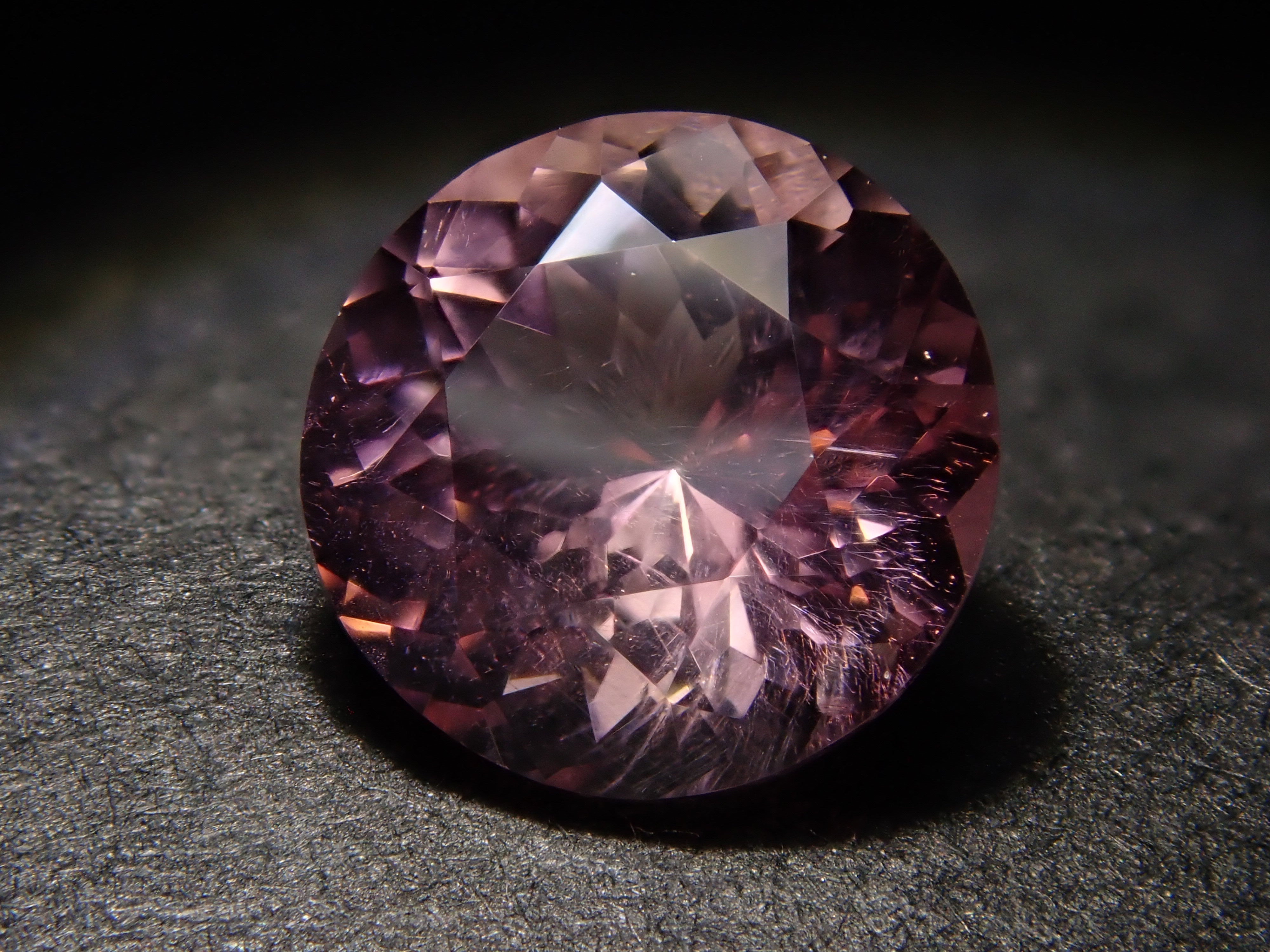 コンゴ産ピンクトルマリン 0.825ctルース