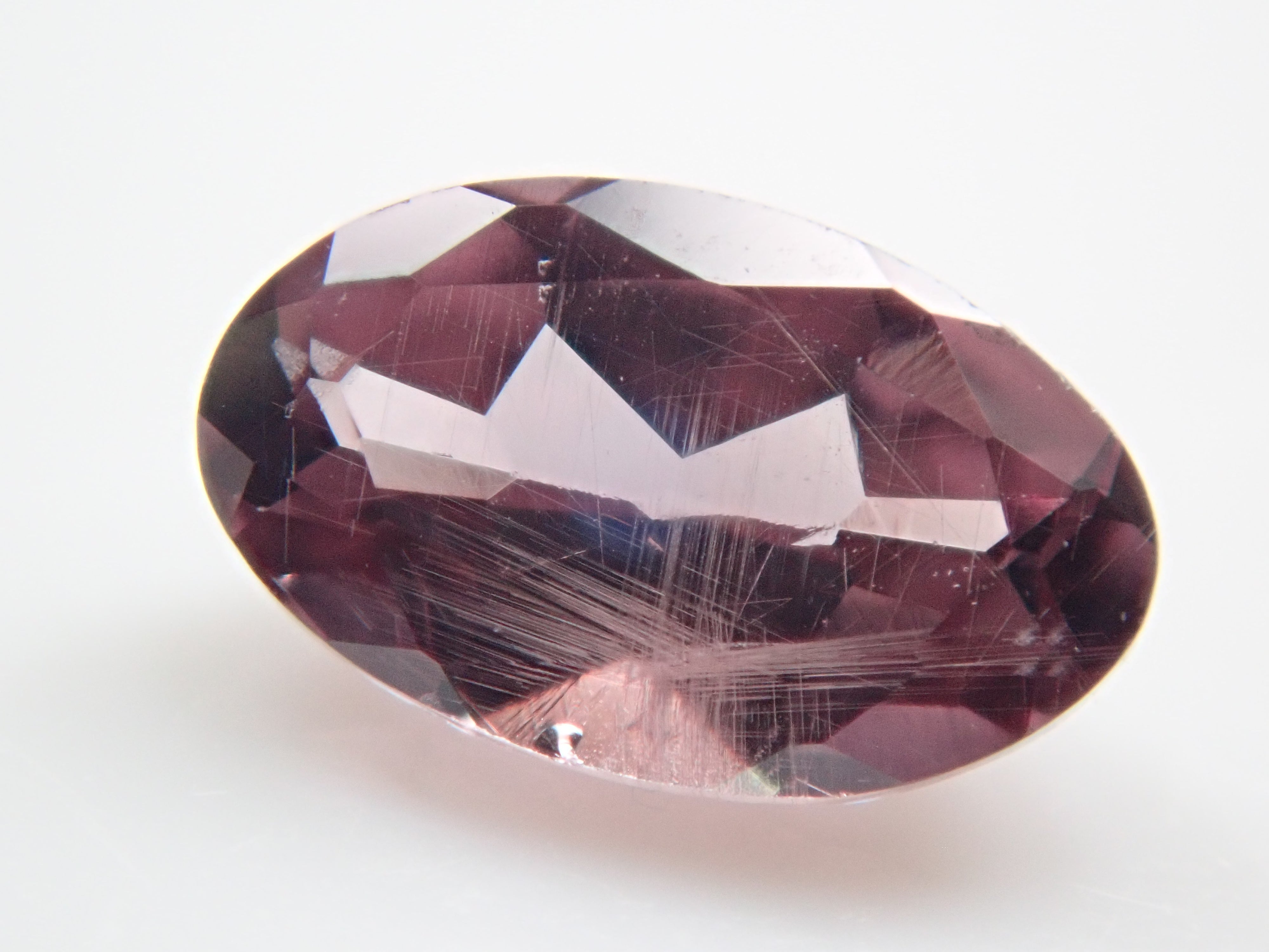 タンザニア産カラーチェンジガーネット 0.290ctルース