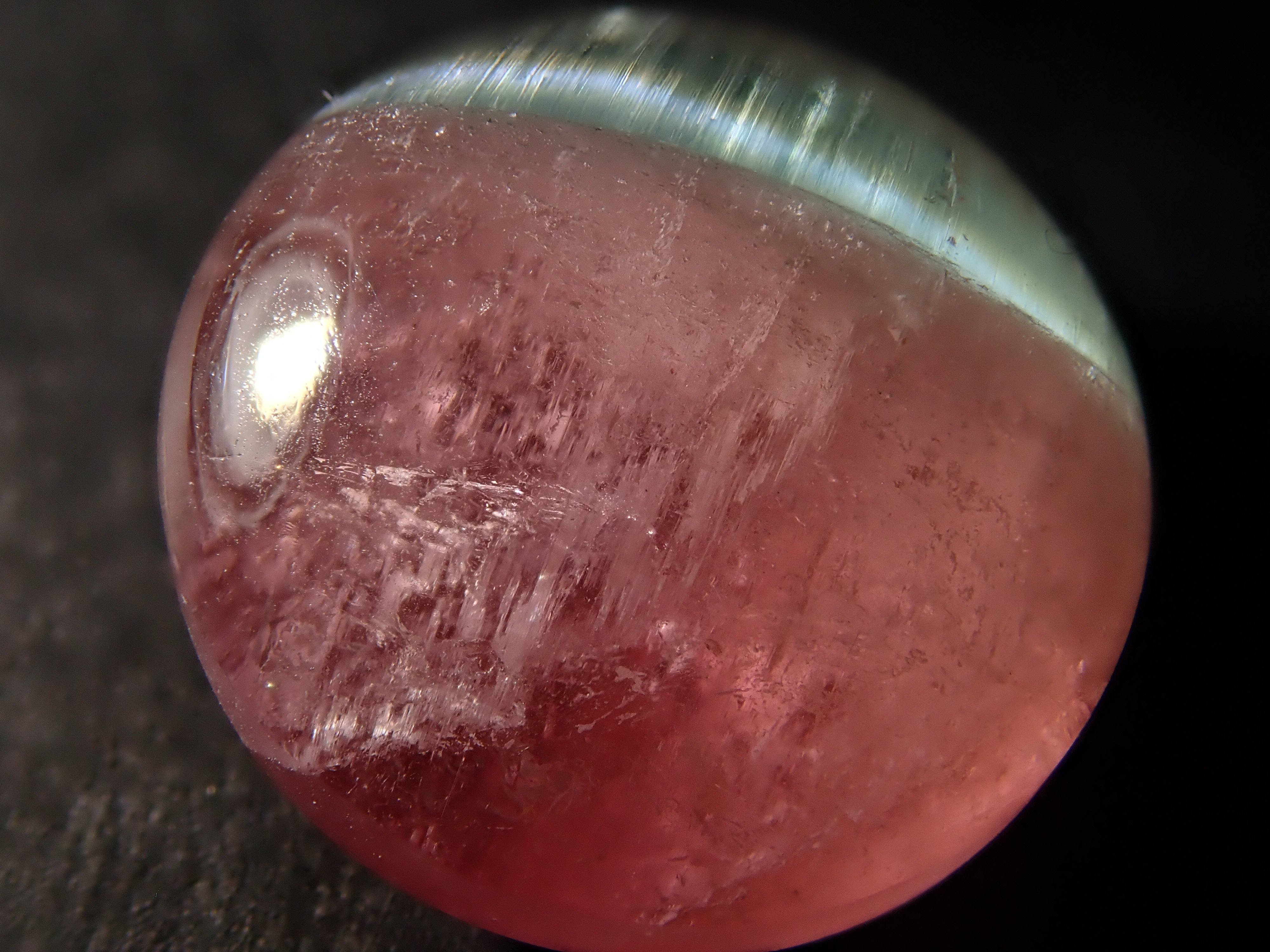 ブラジル産バイカラートルマリンキャッツアイ 9.5mm/4.730ctルース