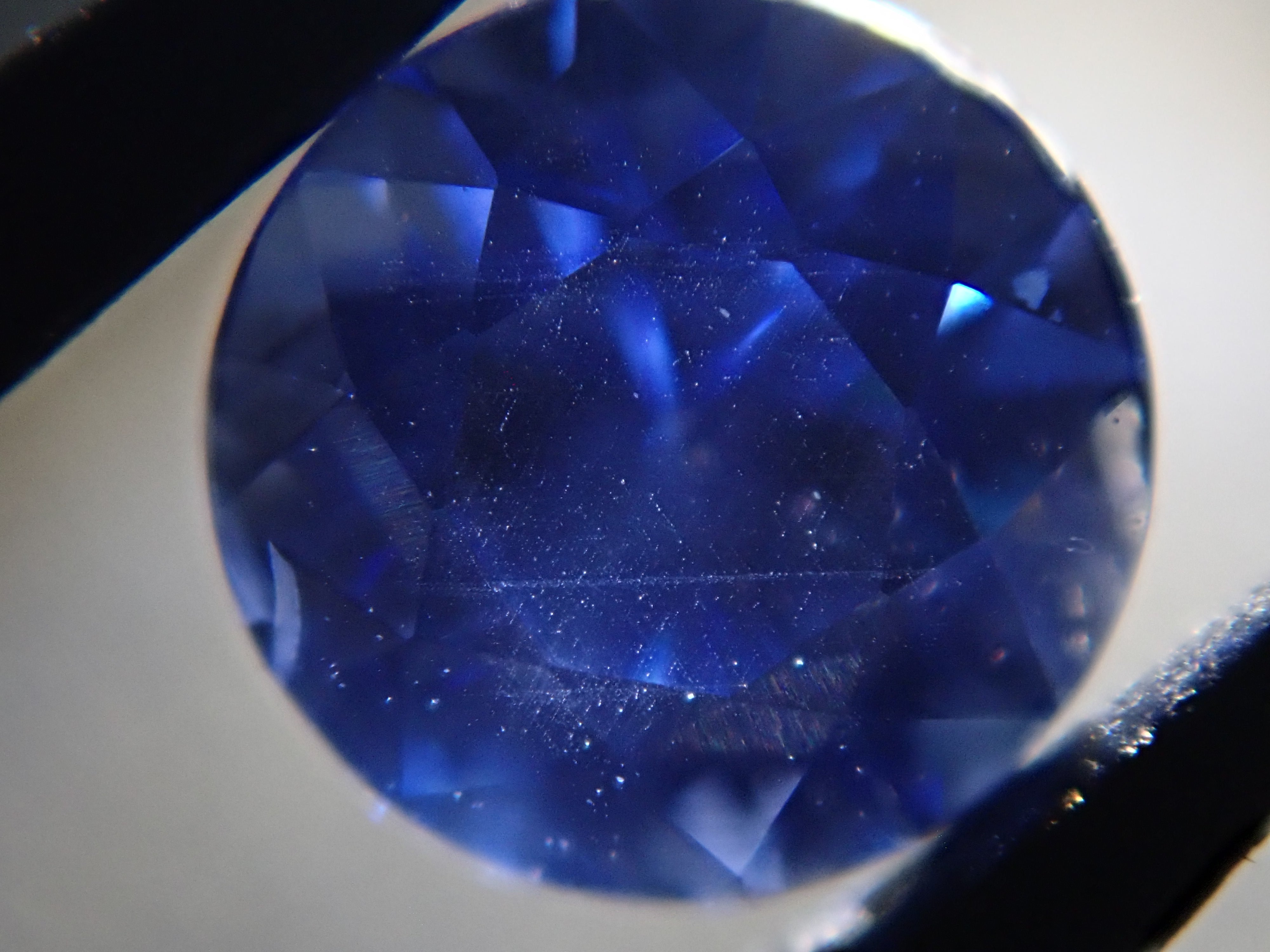 コーンフラワーブルーサファイア 0.470ctルース AIGS