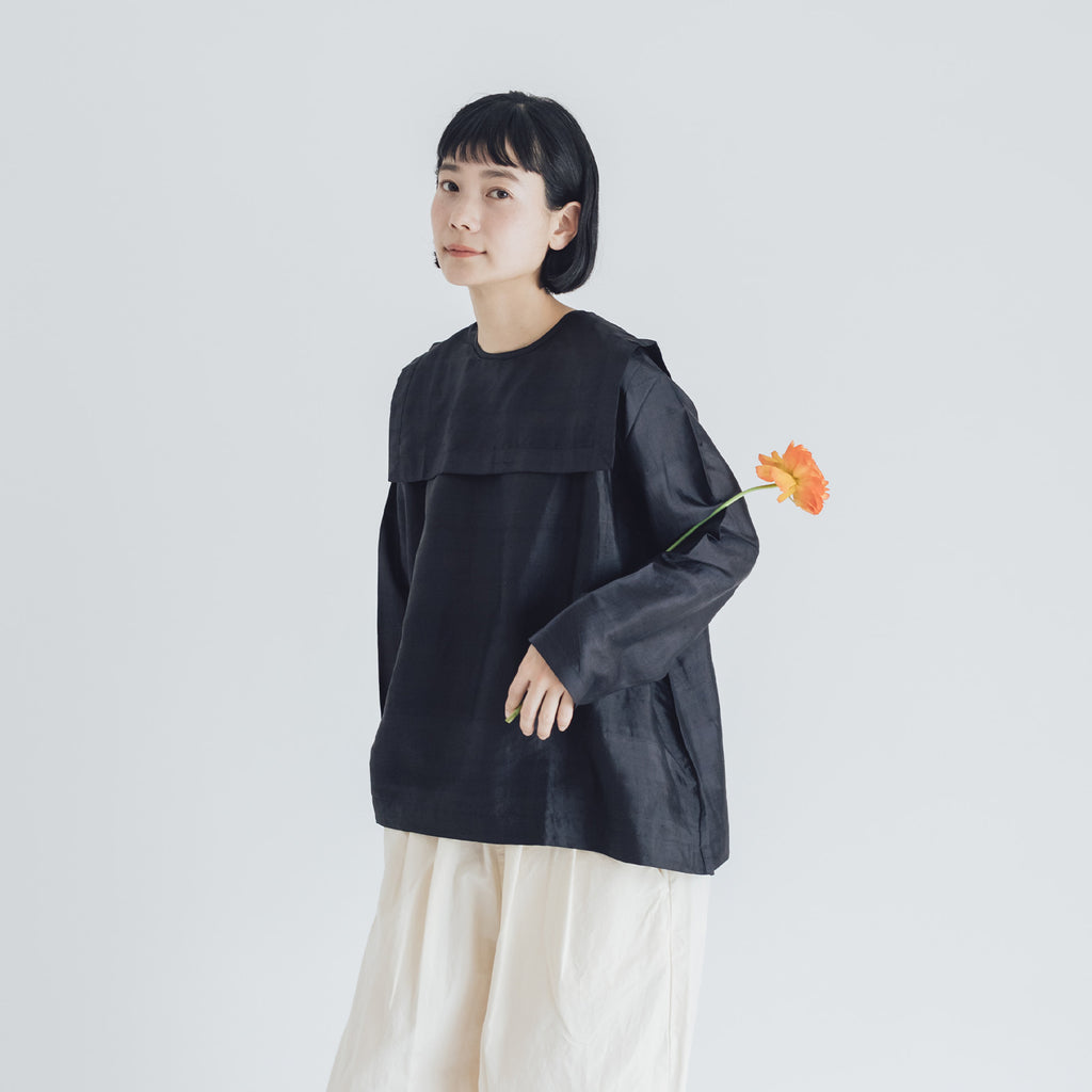 BUNON バックボタンセーラーブラウス ｜くらすこと公式オンラインストア