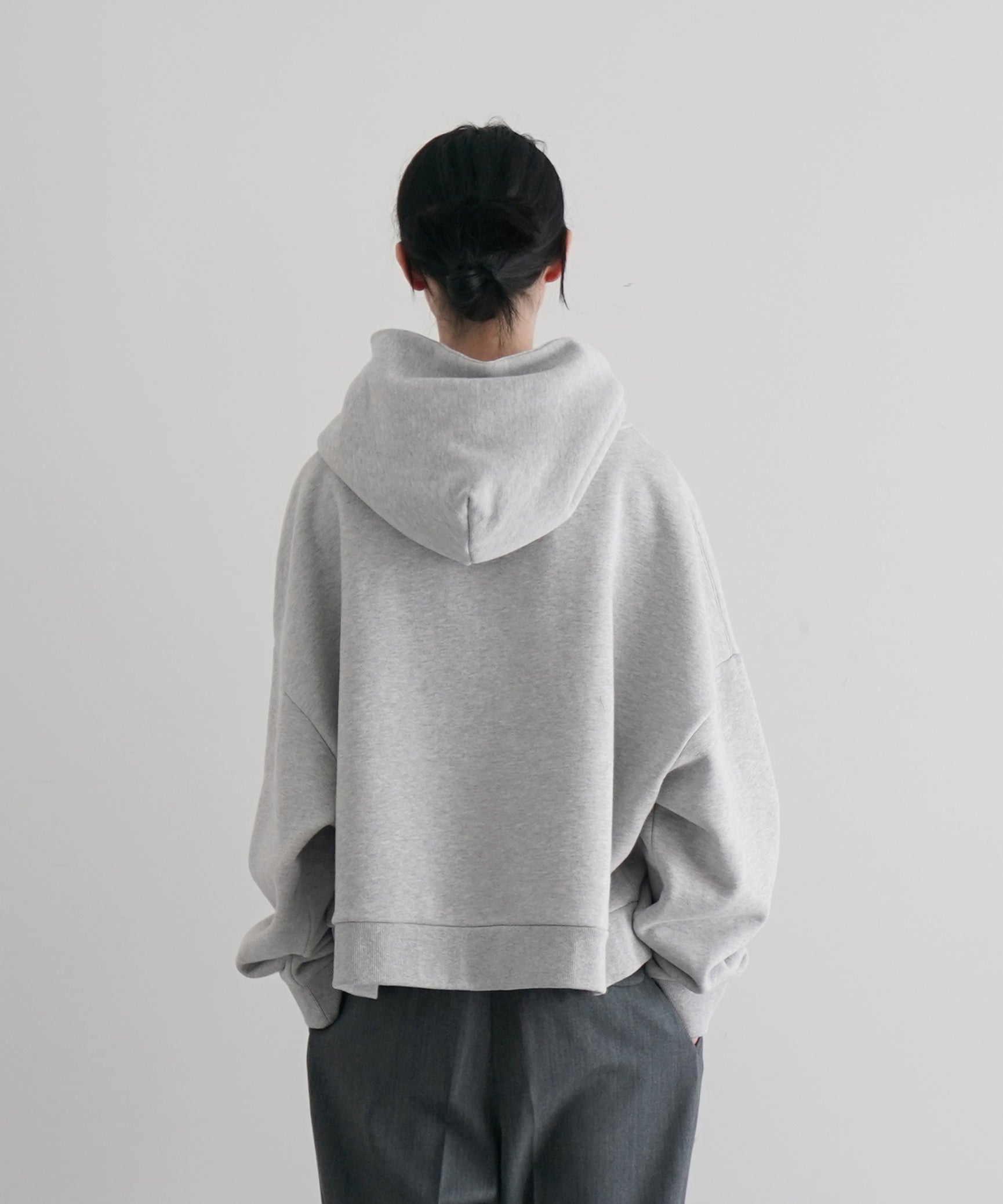 ENTIRE STUDIOS【エンタイアスタジオ】Heavy hood 