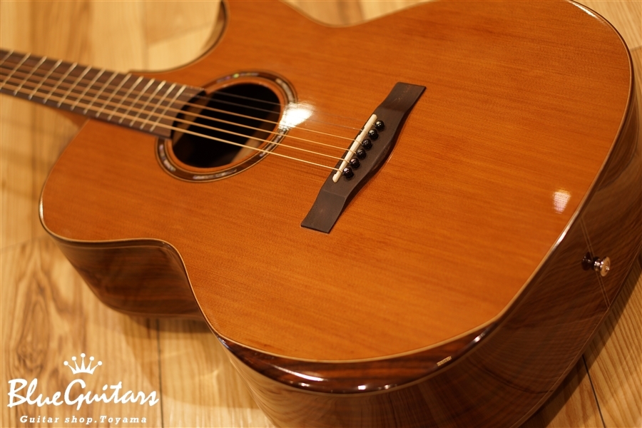 Rosso L-950 - Natural / Red Ceder | Blue Guitars Online Store