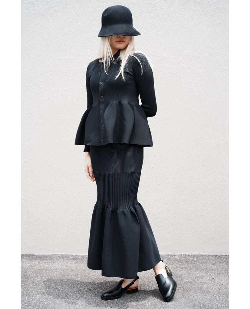 FLUTED MERMAID SKIRT – OBLIGE