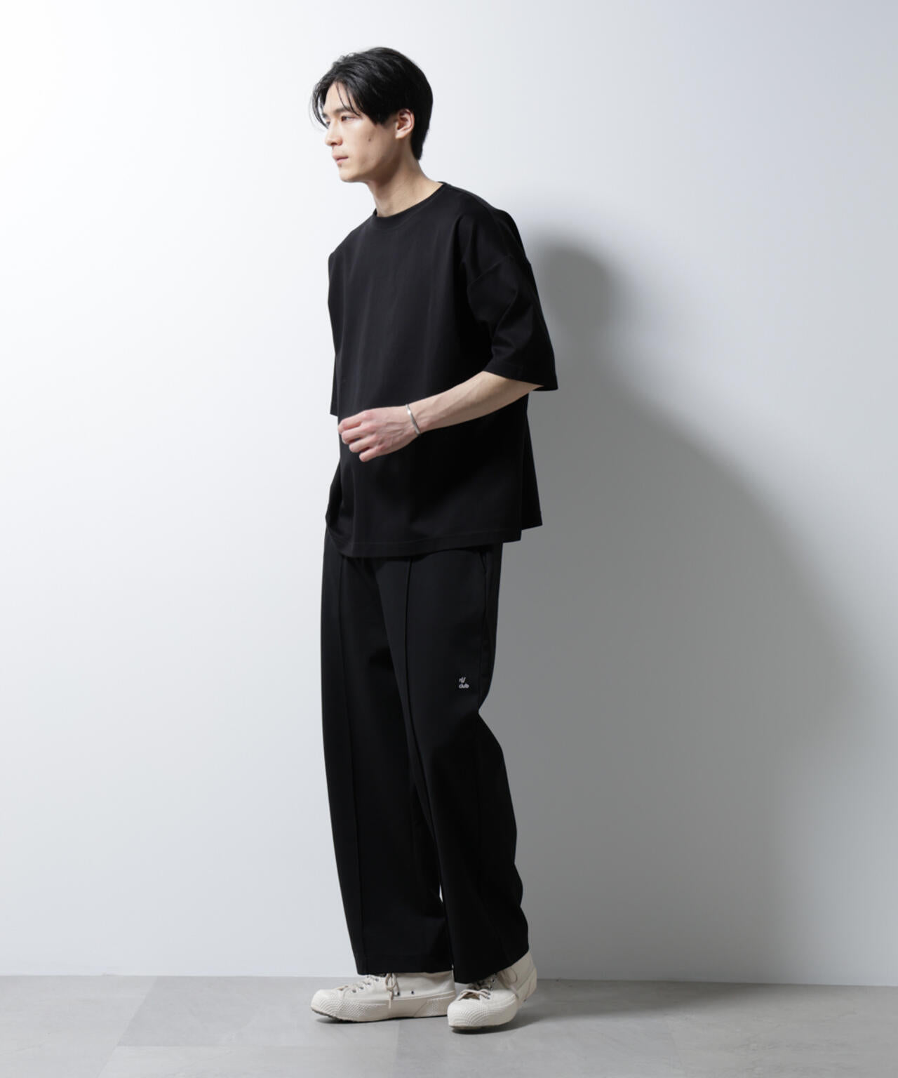 NJ/CLUB」ドレストラベルトラウザーズ