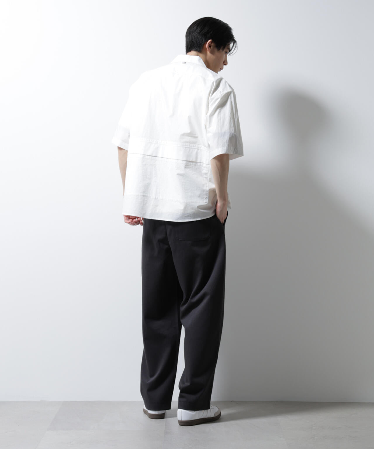 NJ/CLUB」ドレストラベルトラウザーズ