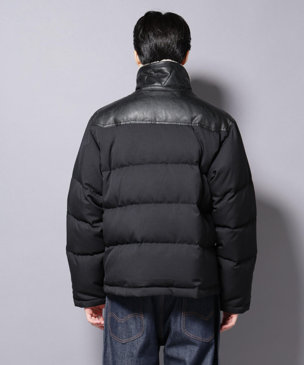 西川ダウン(R)」ボアカラーサージショートダウン