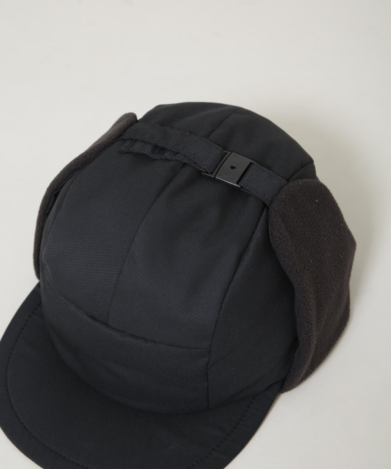 NJ/CLUB」イヤーフラップキャップ