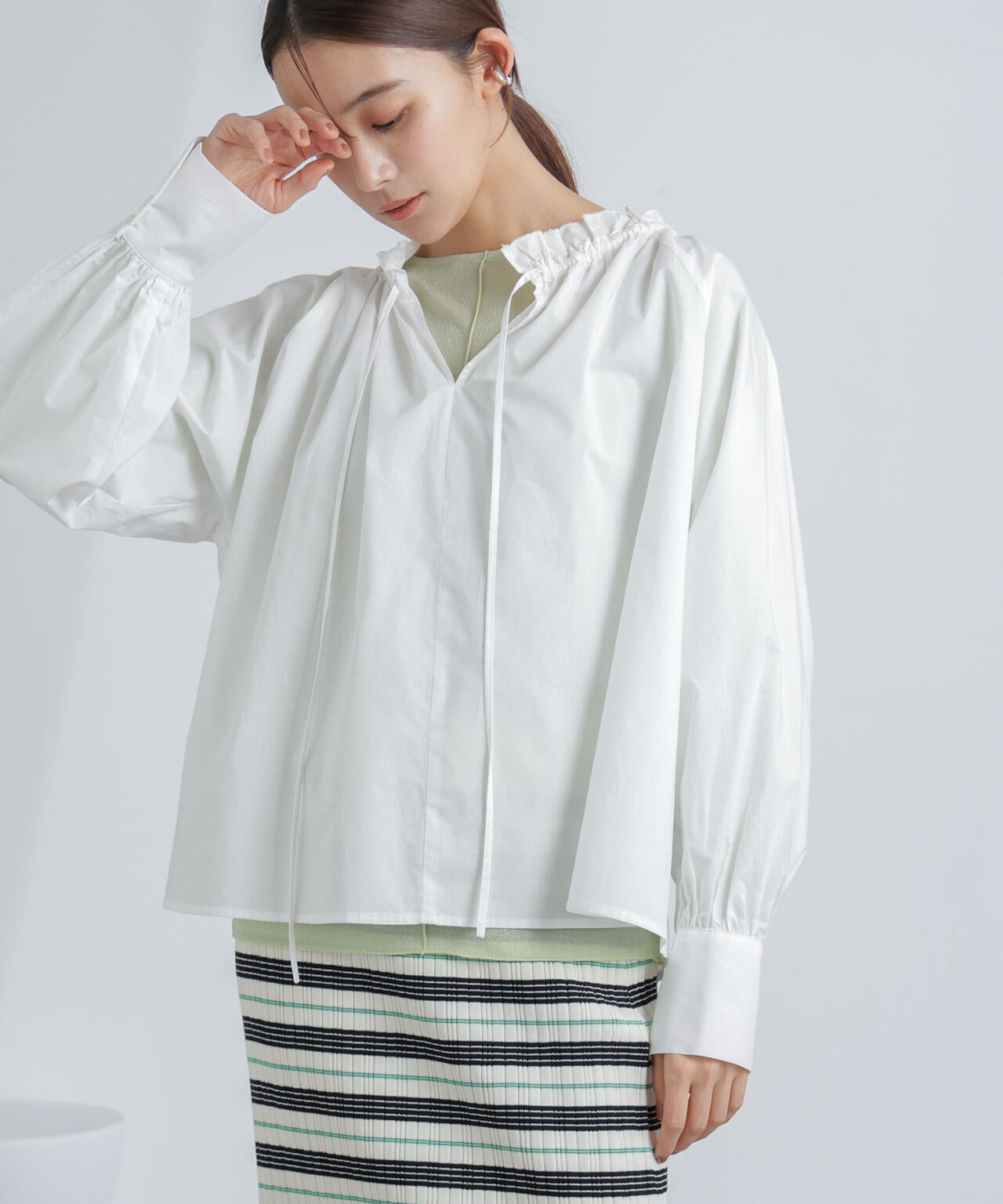 フリル カラー ギャザー ブラウス