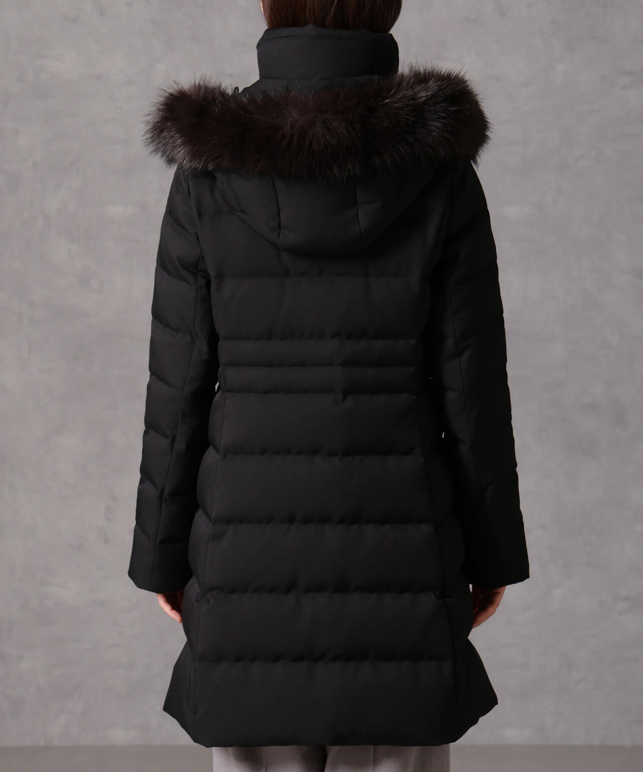 西川ダウン (R)」 サージ ロングダウン