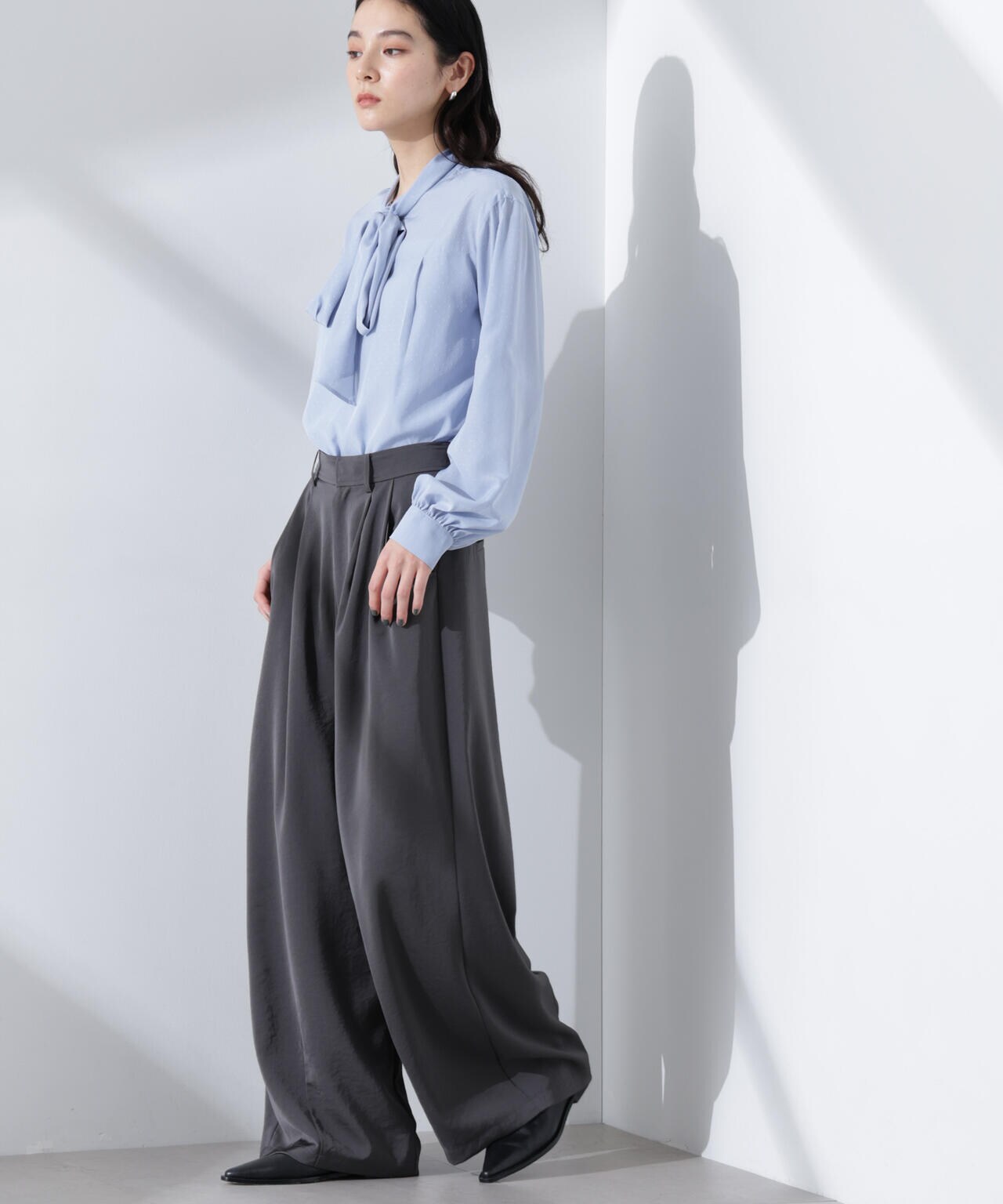 前後2WAY ボウタイブラウス