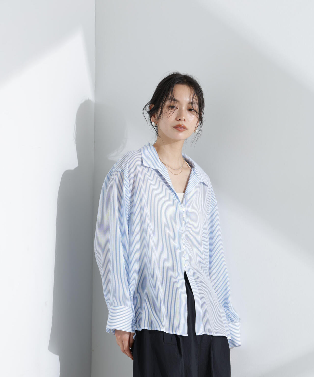 マルチボタン シアー ストライプ シャツ ( セットアップ 可)