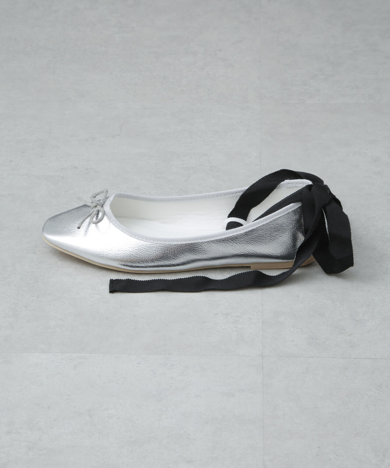リボン付 ラウンドトゥ バレエシューズ
