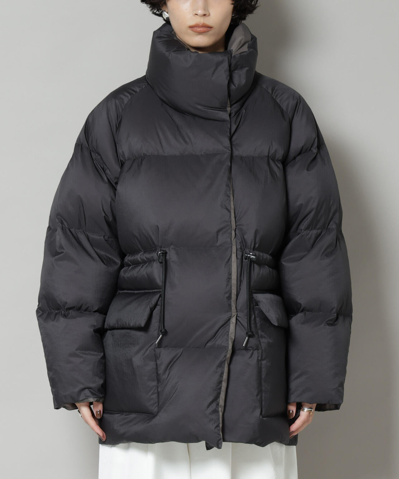 西川ダウン(R) 」バイカラー ボリューム ダウン