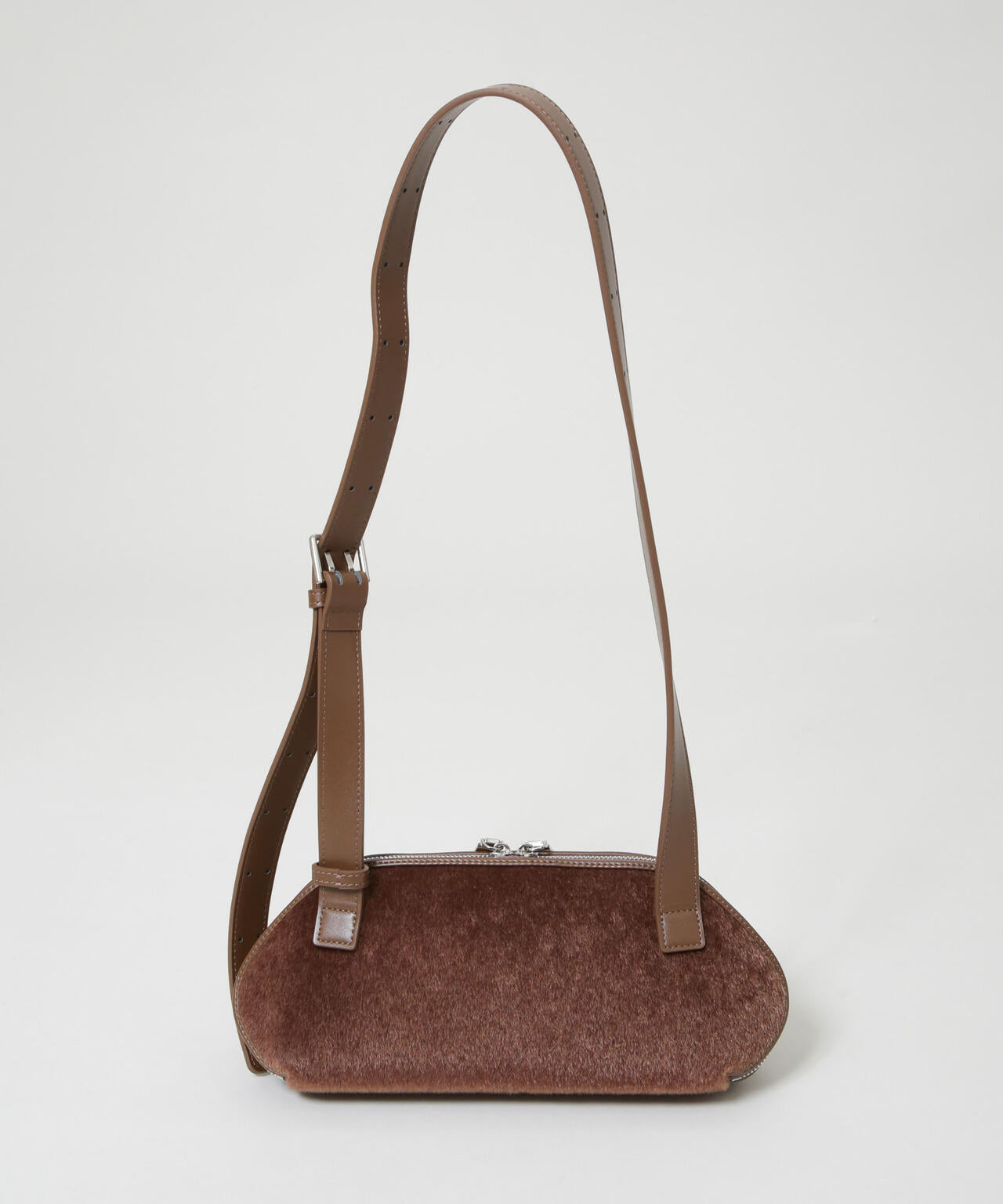 ADD CULUMN / FIGRE BODYBAG HAIR CALF