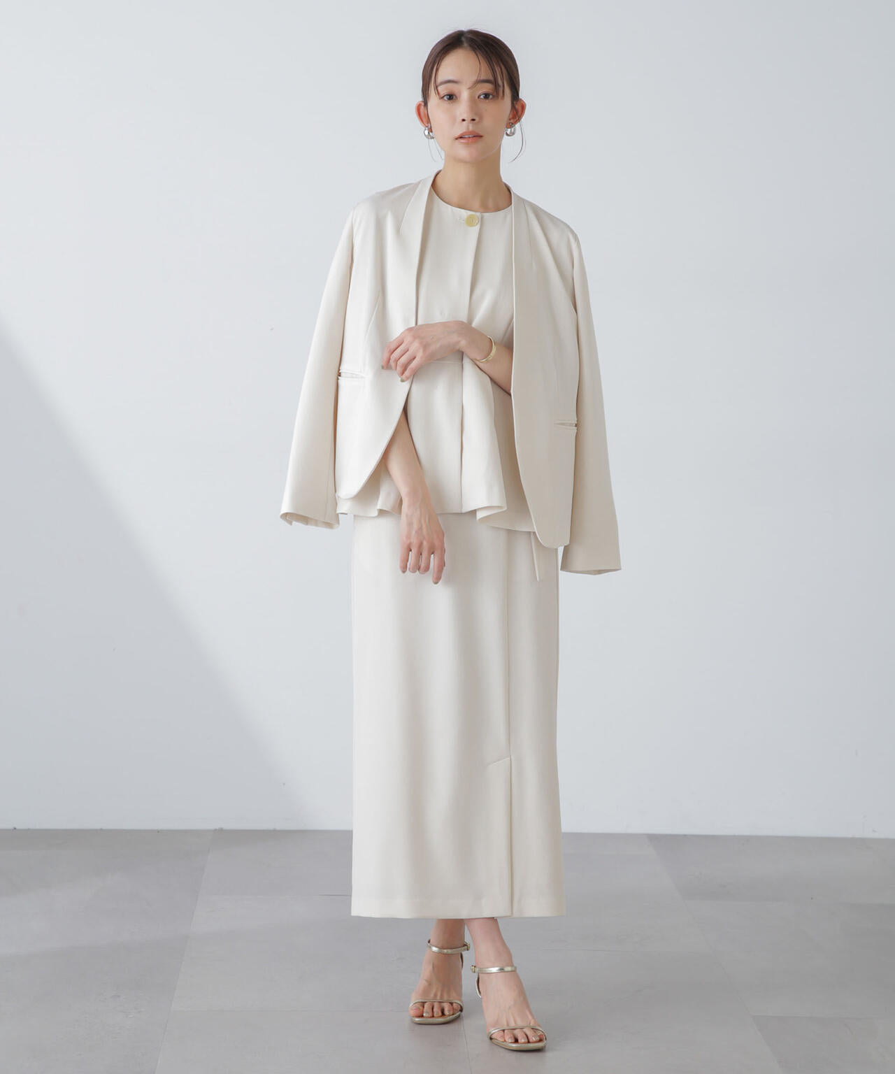 多機能 素材 ノーラペル ジャケット ( セットアップ 可 )