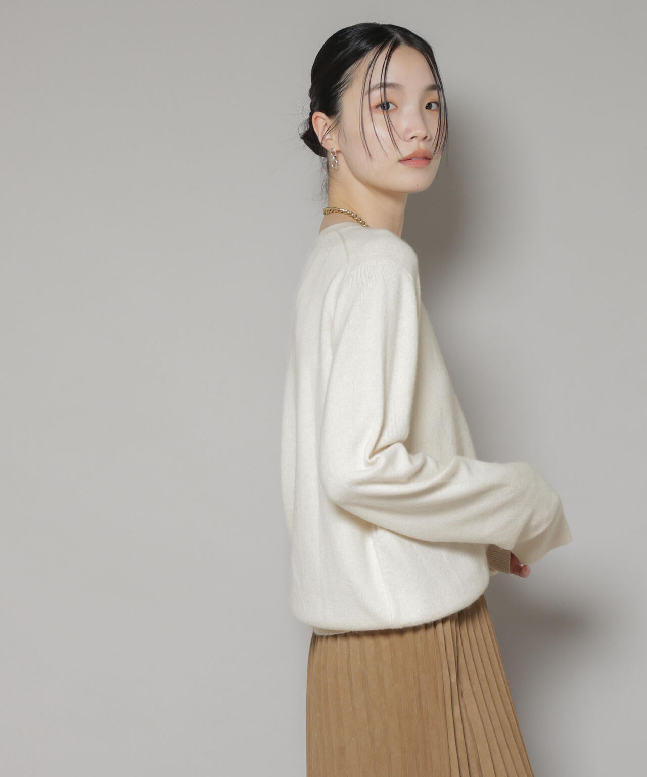 クルーネック カシミヤ混 ニット プルオーバー