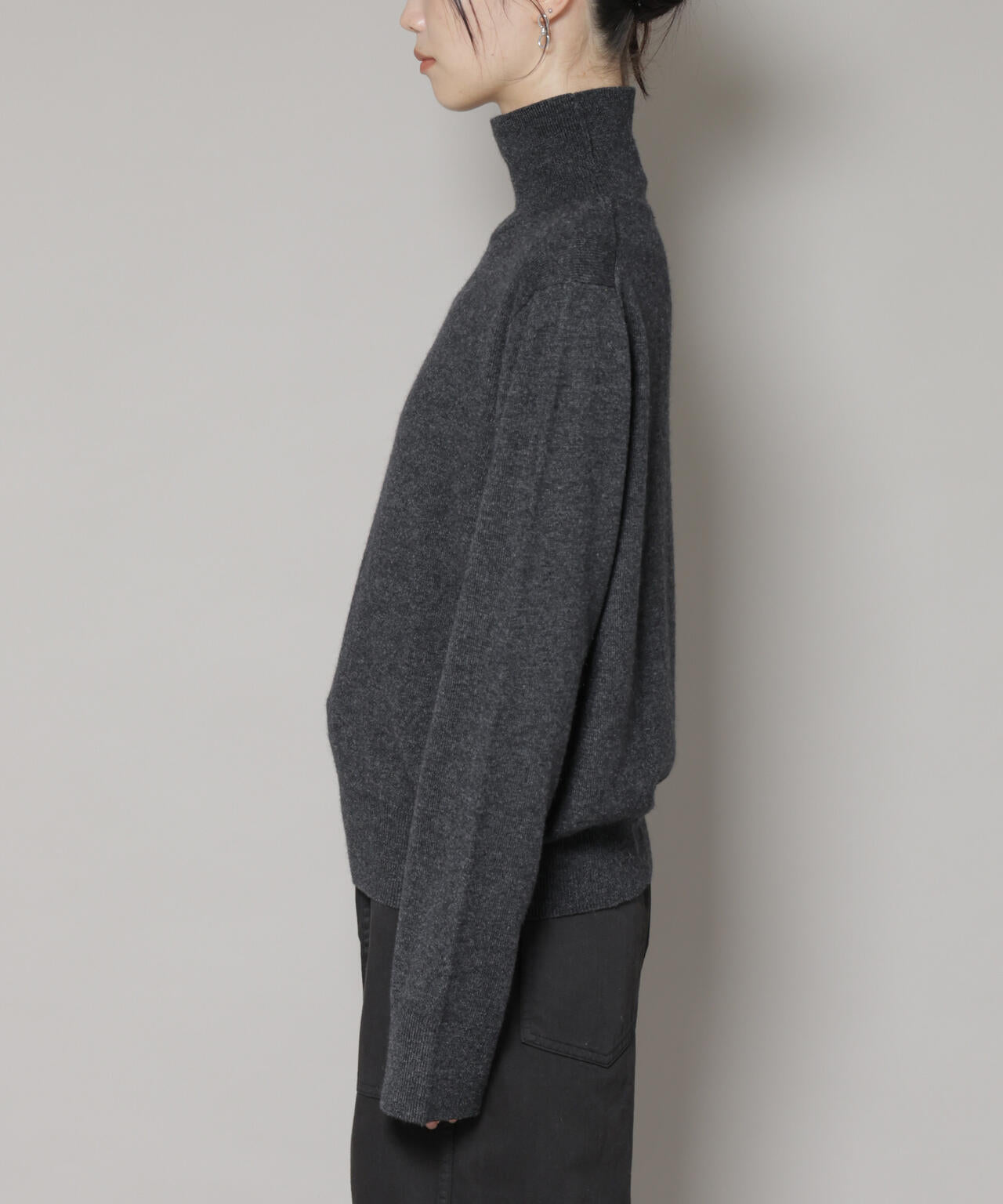 タートルネック カシミヤ混 ニット プルオーバー