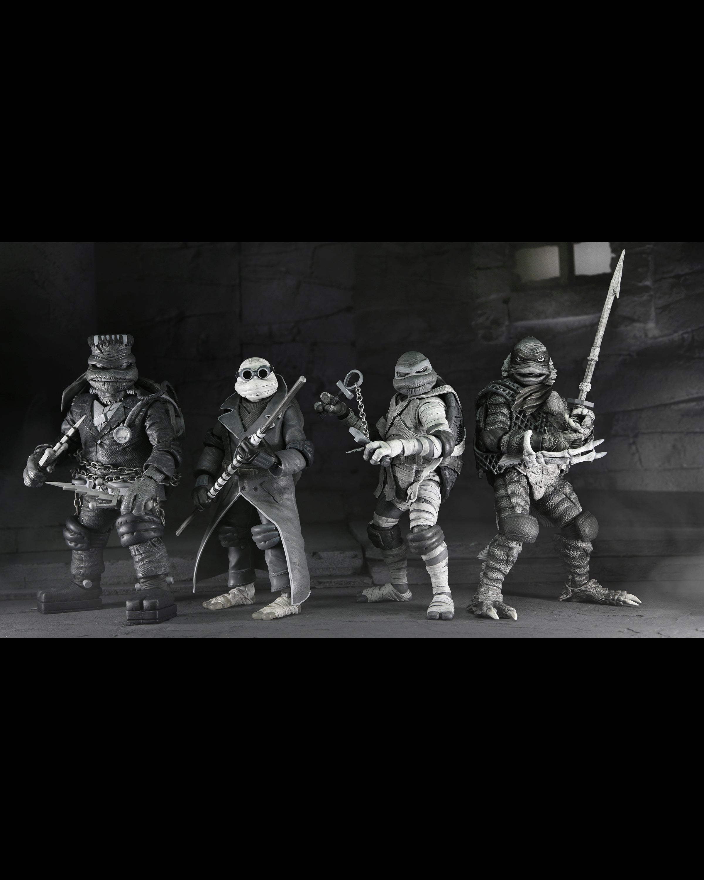 Universal Monsters x Teenage Mutant Ninja Turtles – Black & White