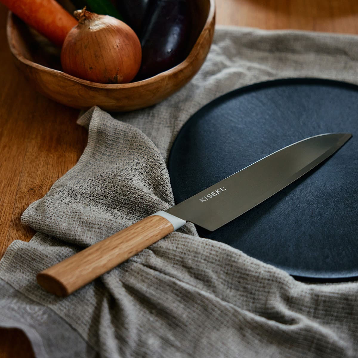 2025年売上ランキング 25位〉奇跡の切れ味 KISEKI: 三徳包丁