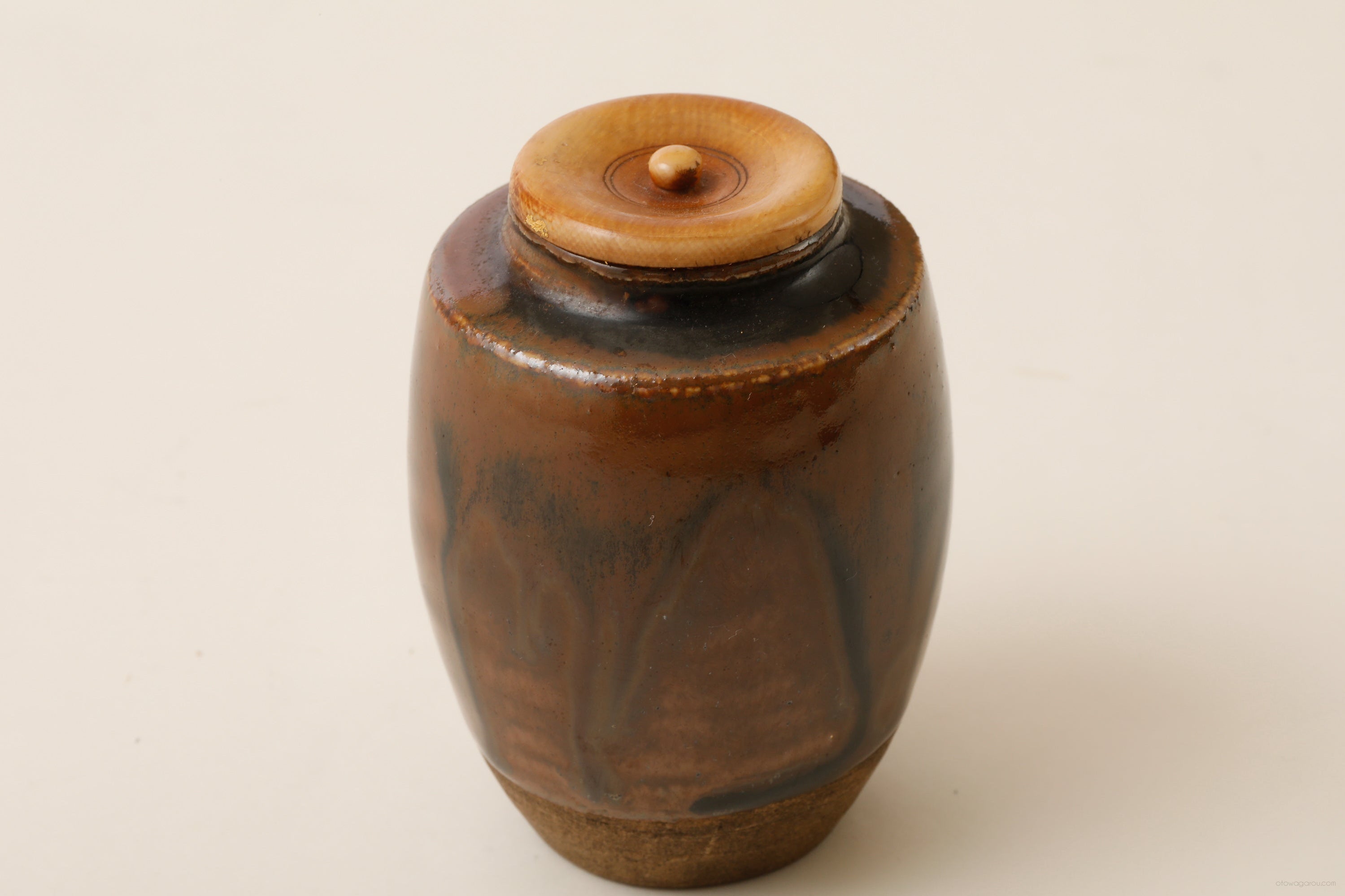 古瀬戸 茶入 仕覆三ツ揃（江戸） – 音羽画廊