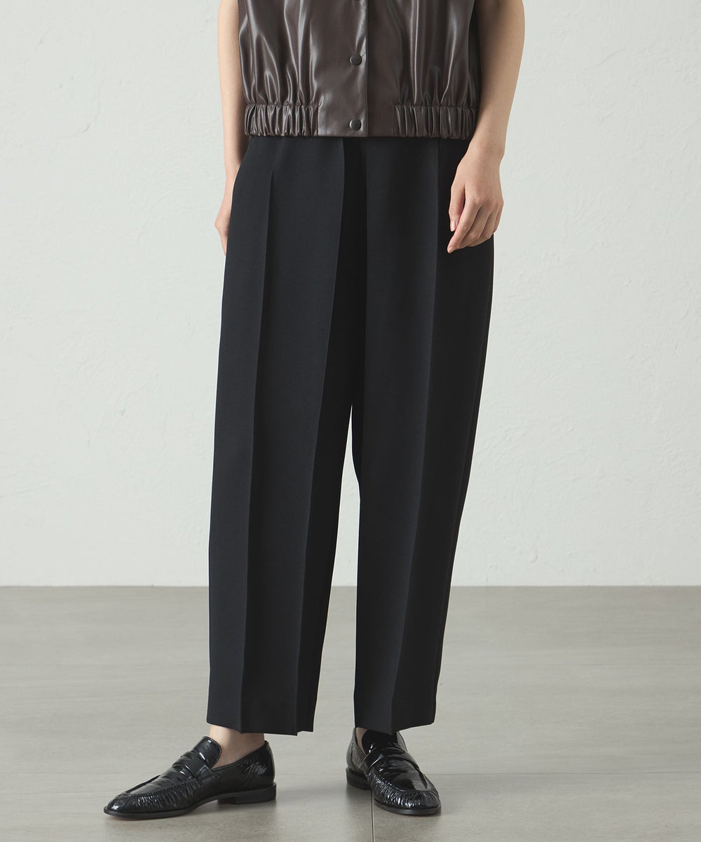 UV効果/着用シワ軽減/セットアップ対応】フォルムタックデザインパンツ