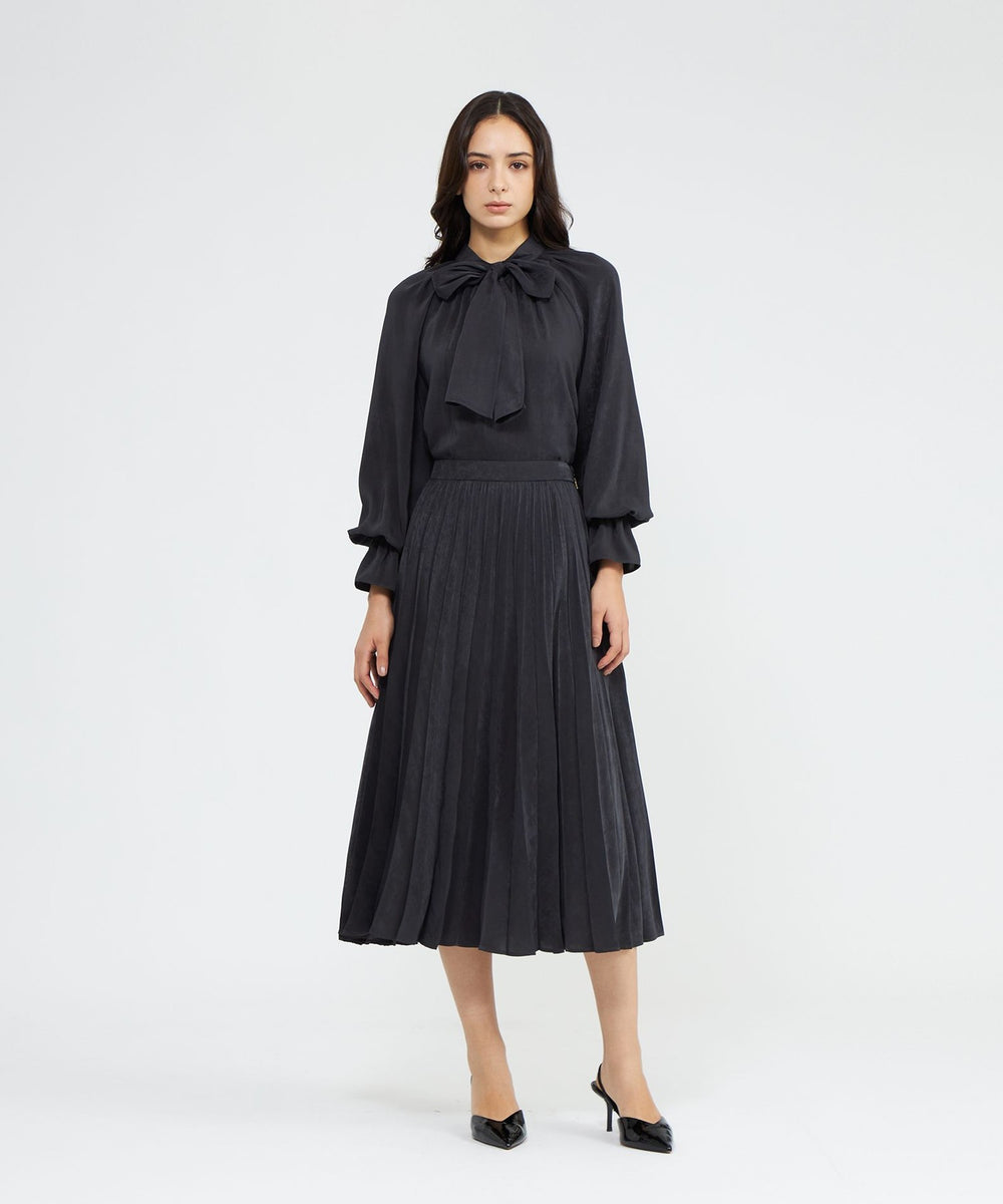 フィブリルサテン ボウタイブラウス(トップス)｜EPOCA(エポカ)の