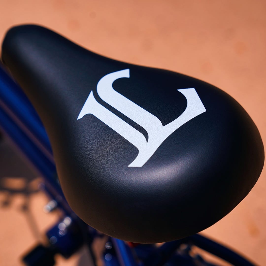 へんしんバイクC14 埼玉西武ライオンズモデル【製造台数限定】: キッズ