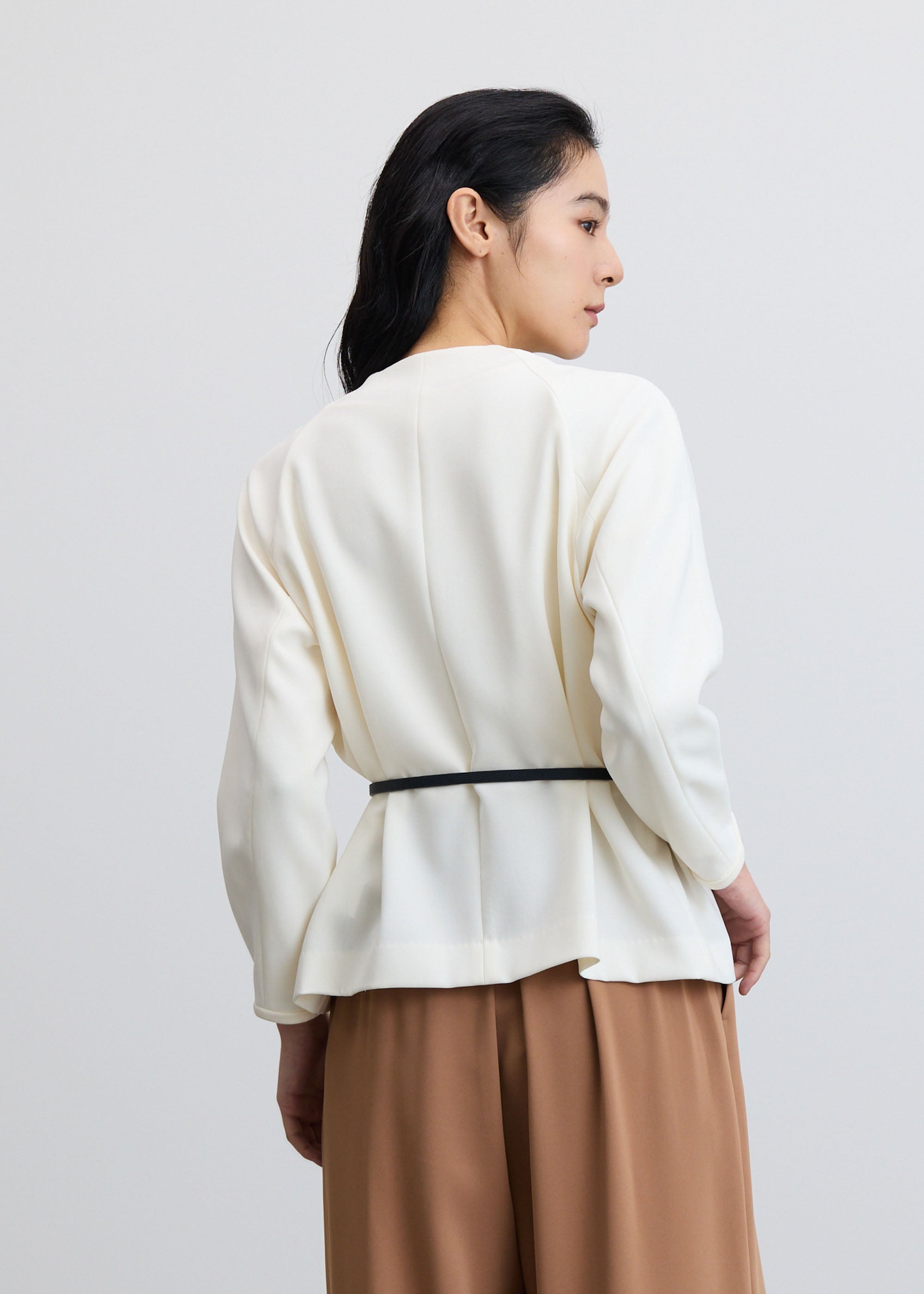 フロントホック8分袖ジャケット - SOÉJU online store｜上質な大人の