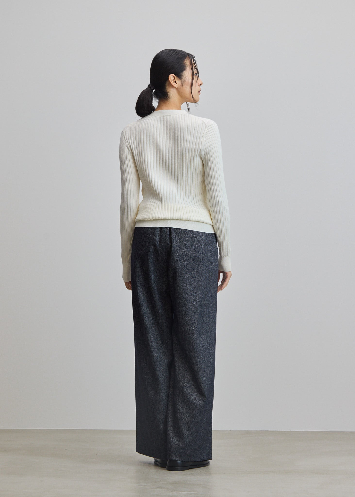 ワイドリブVネックカーディガン - SOÉJU online store｜上質な大人の