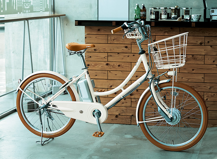 マジックバイク〟「イルミオ」いよいよ本命の「ホワイトver.」が発売