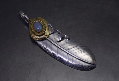 TaroWashimi/鷲見太郎 フェザーペンダント | rifu official blog