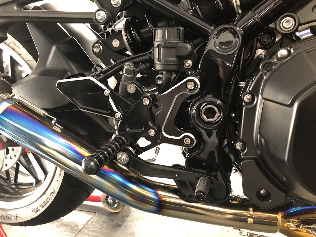 ゼファー750 BEET スーパーバンクステップ 絶版 バック ビー