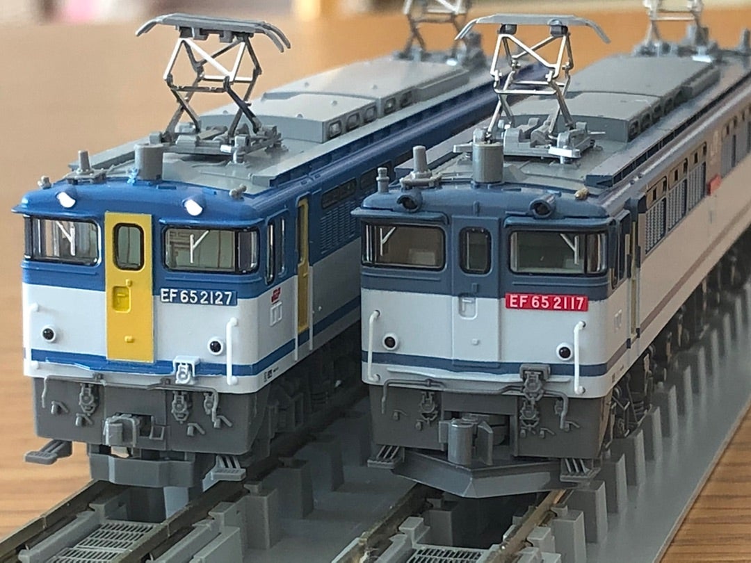 TOMIX[7135] EF65形2000番台(2127号機・JR貨物更新車) | Persimmon's Cafe