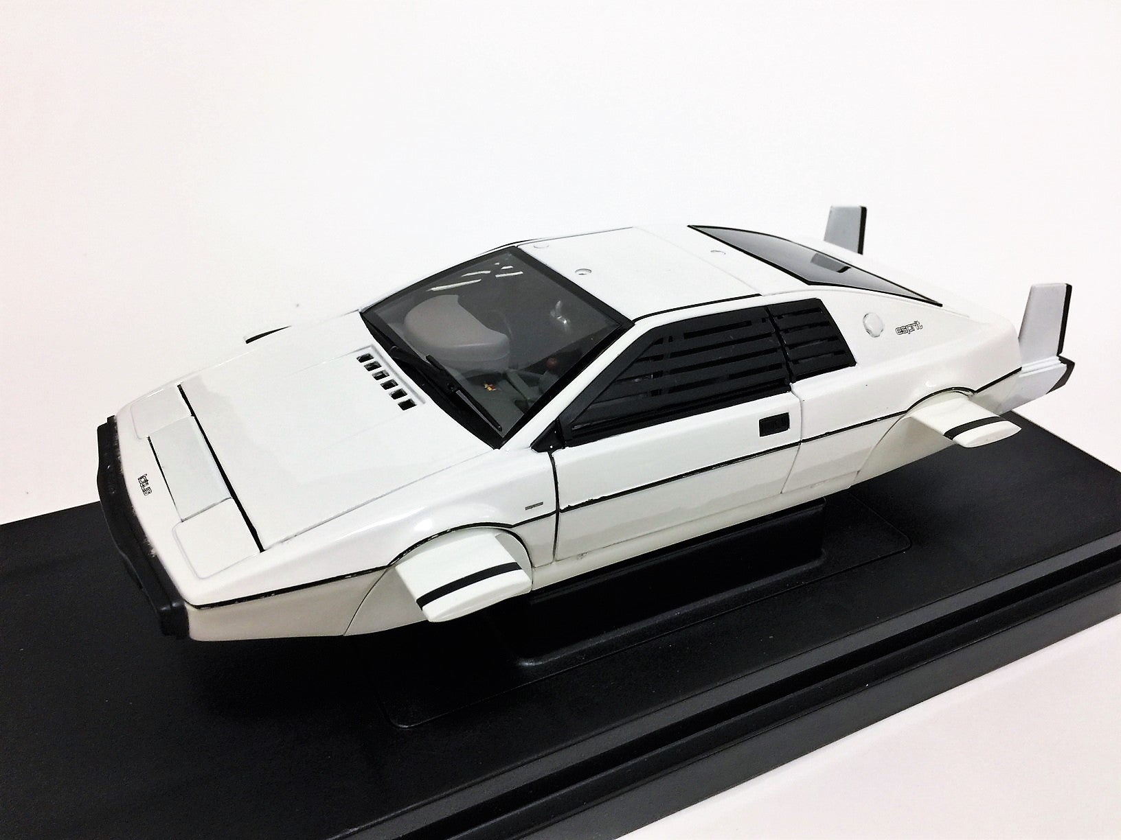 007 私を愛したスパイ ロータス・エスプリ 1/18 JOYRIDE社 | てん