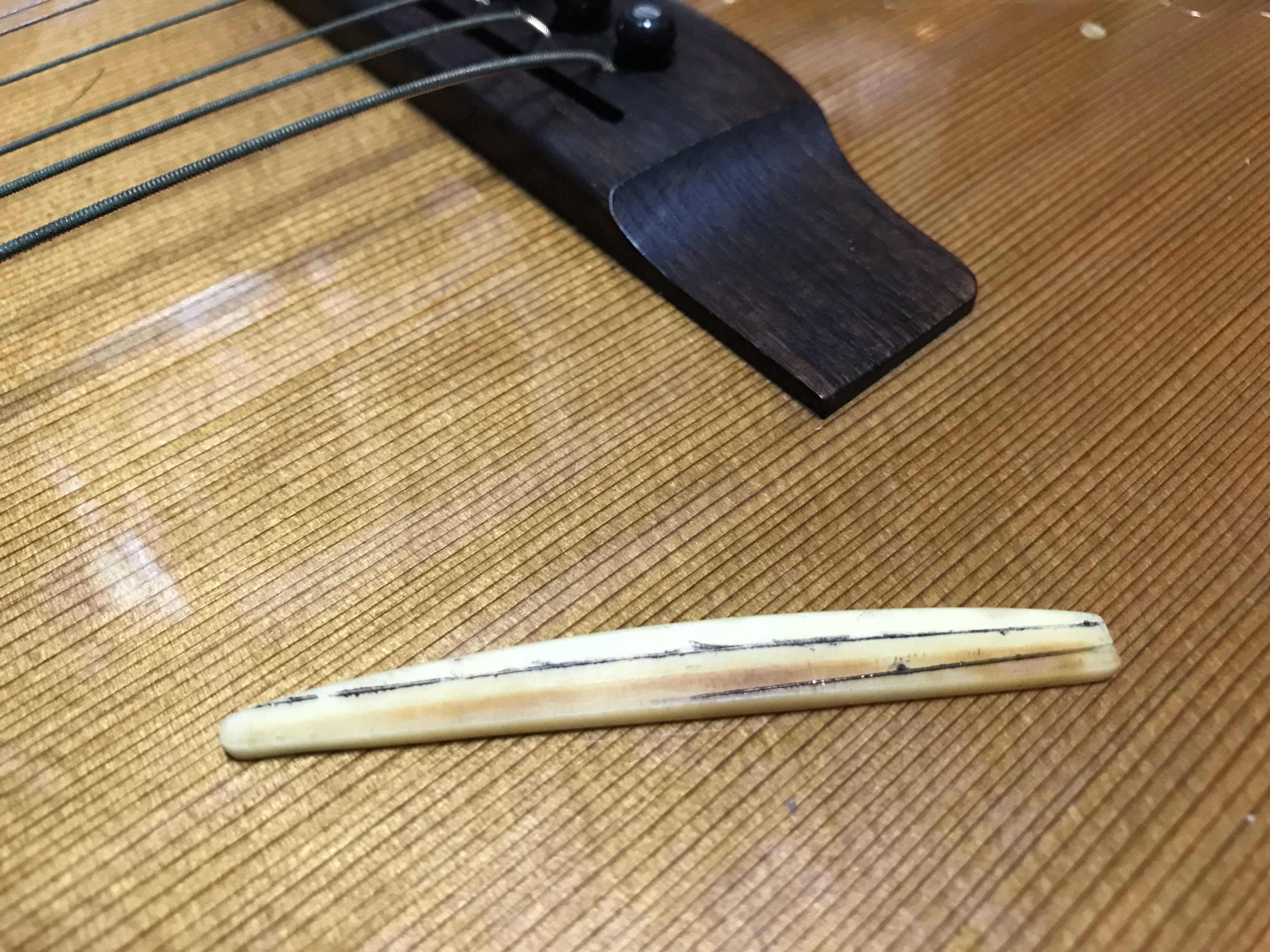 メインのアコギ Alvarez Yairi YD-61(DY-61)の弦高下げ Part-2 | 山