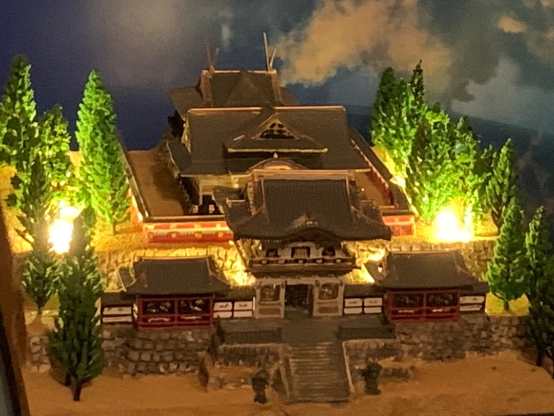 ミニサイズ 日光東照宮(陽明門・唐門・本殿)の完成 | お城のジオラマ鍬