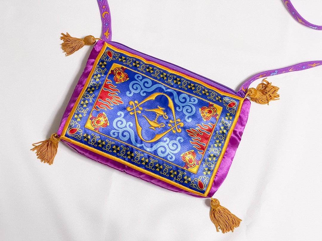 魔法のじゅうたんモチーフのTDRショルダーバッグ | Hatama Official Blog