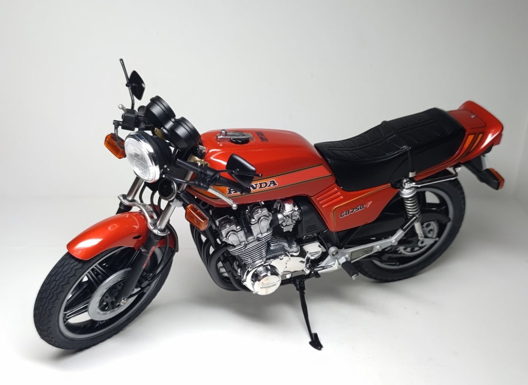 バリ伝CB750F製作記事FINAL。 | モケ女モデラー めぐみ♪