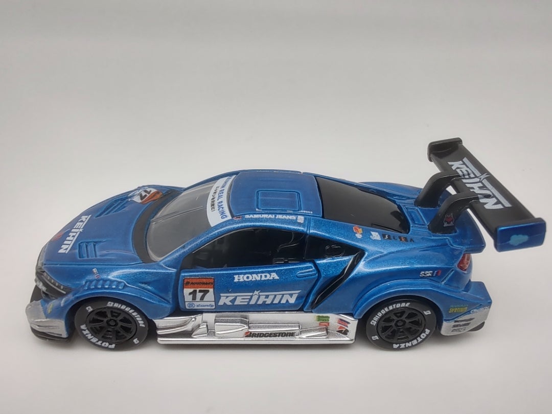 トミカくじ】第2弾 R賞 トミカプレミアムRacing ホンダ NSX-GT 2台