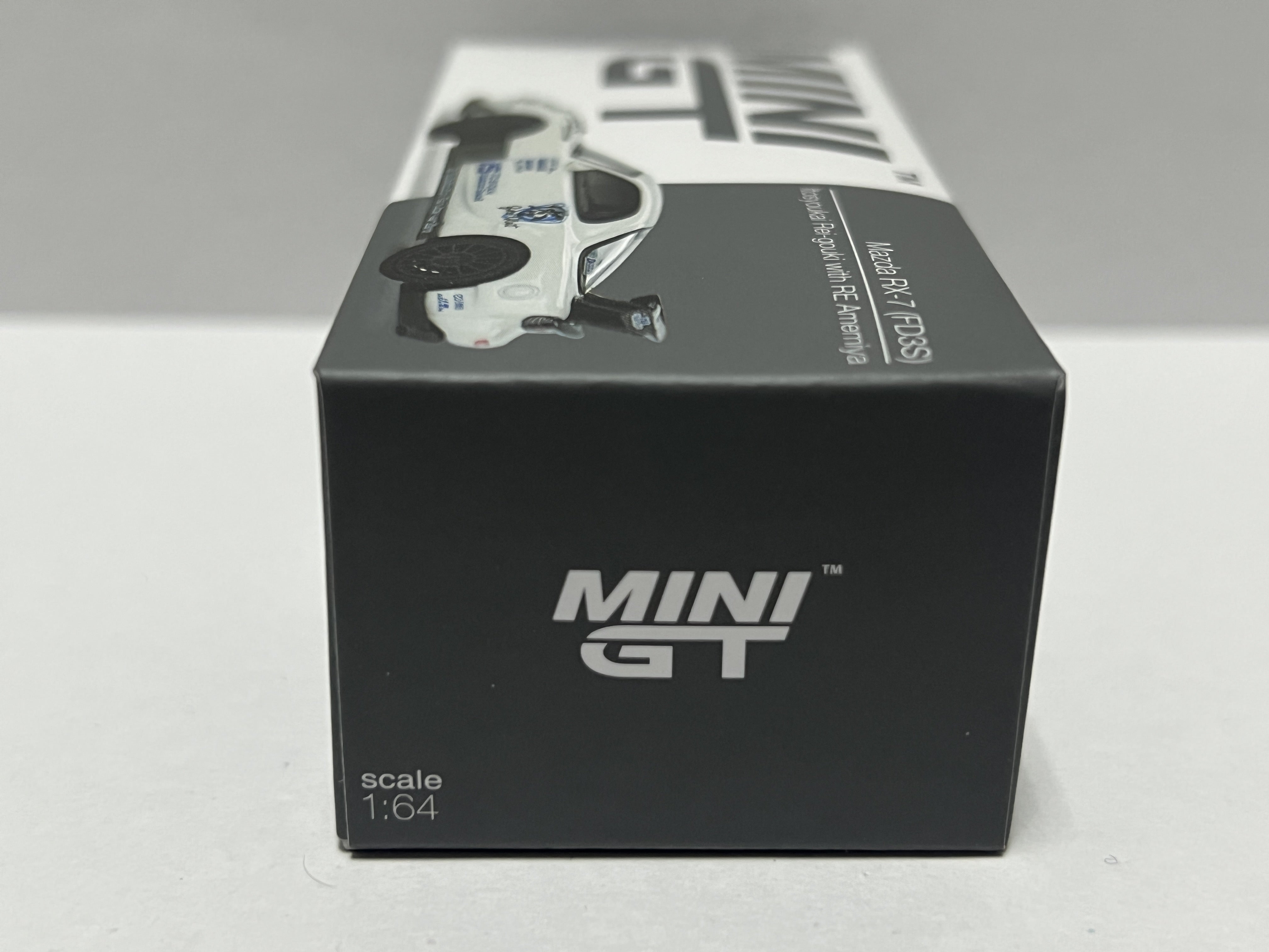 MINI GT MAZDA RX-7 FD3S 伊藤笑会零号機 with RE雨宮 届いた!! | 山