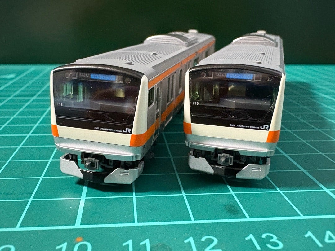 KATO E233系中央線 (グリーン車組み込み)入線 | とある八王子市民の日誌