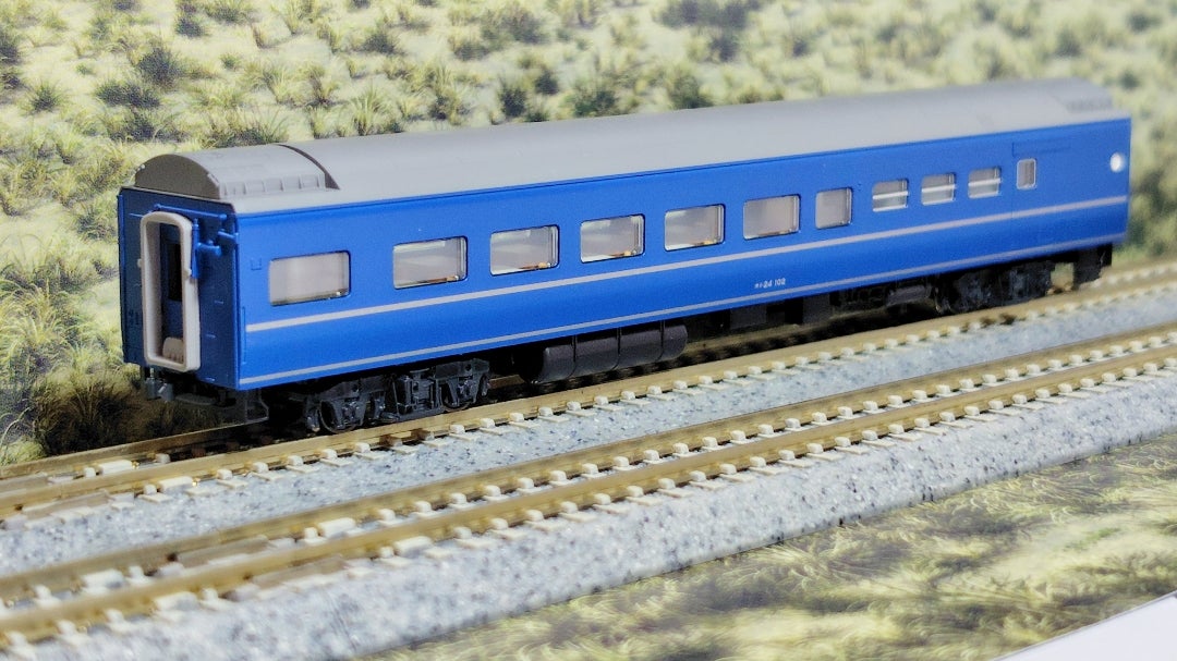 KATO オシ24 100 銀帯 ［24系25形］ 入線‼️ (品番5174) | oketa-mokei