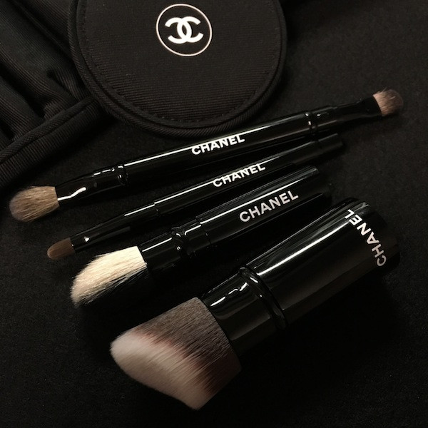 シャネル【現品サイズ！】メイクブラシセット2017【ホリデイ特別限定品