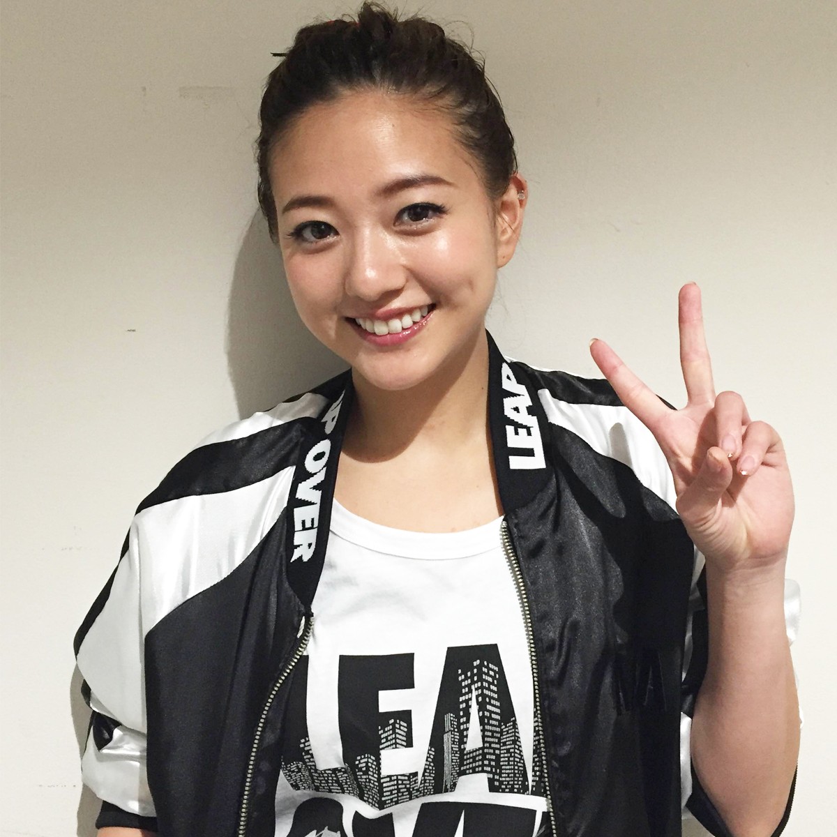 ライブ直後のAAA伊藤千晃ちゃんをパパラッチ！ | 集英社の美容総合