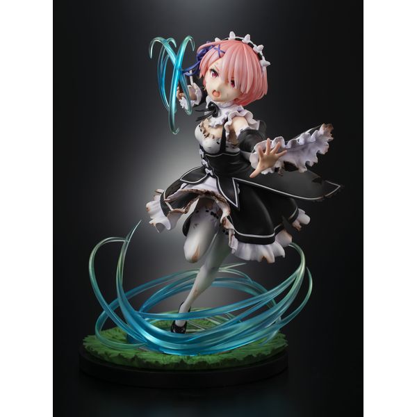 フィギュア: Re:ゼロから始める異世界生活 ラム ロズワール戦Ver