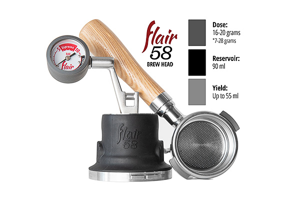 めちゃカッコいい手動のエスプレッソマシンでバリスタ気分が味わえます