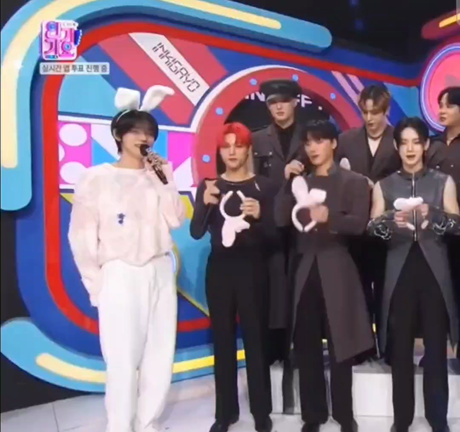 TXT☆【ヨンジュン】人気歌謡 MC24回目(1.8)♡2023 新年初放送でウサギ