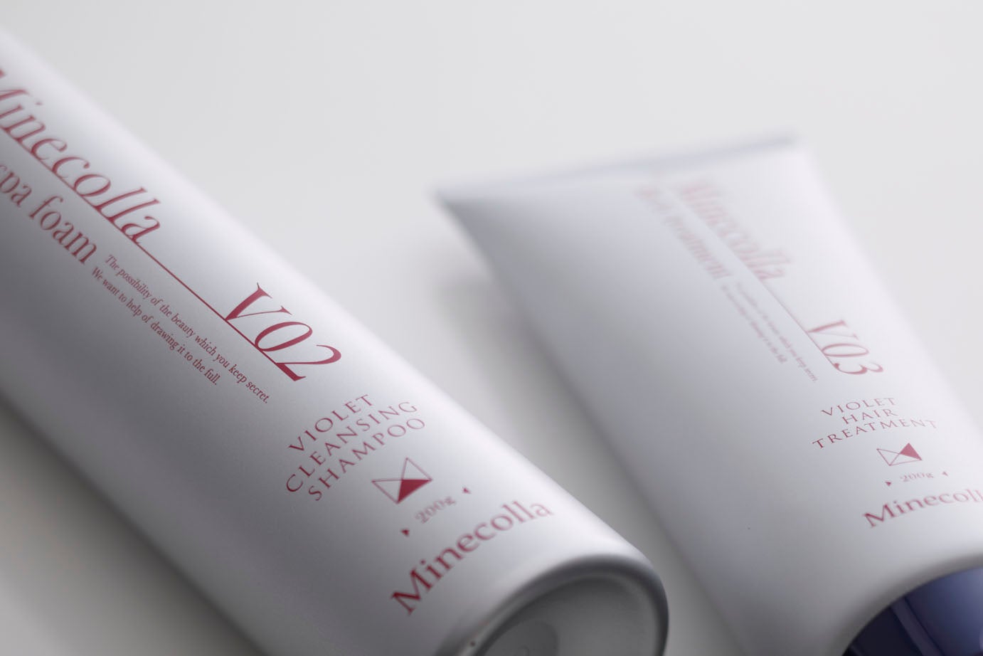 白髪・褪色悩みに】美髪ヘアケアのミネコラがつくる炭酸×紫シャンプー